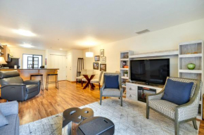 Portland Condo with Hot Tub Access, Near Downtown!